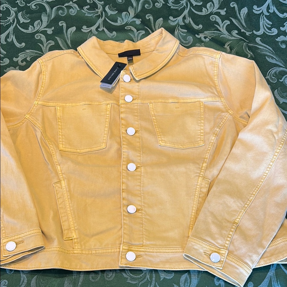 NWT Lane Bryant Woman’s Size 24 Mustard Yellow Denim Jacket Button up